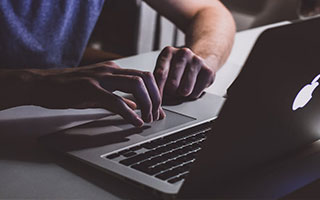 世界杯官方下载页-邵佳一专访回首世界杯：未珍惜机会，难忘红牌教训